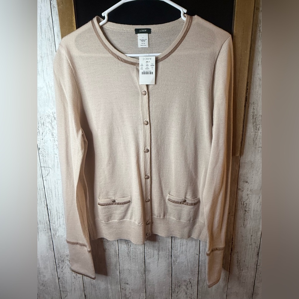 NWT J.CREW Sweater Women's L Merino Wool Cardigan Button Up Beige with Pockets - Picture 8 of 8
